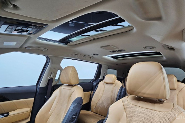 2022 Kia Carnival с пробегом 95 644 км