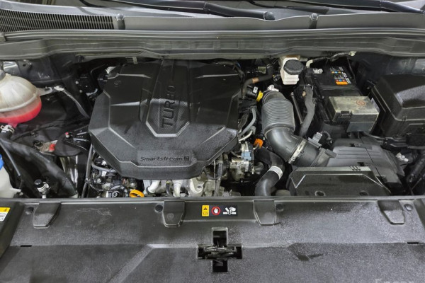 2023 Kia Carnival с пробегом 84 120 км