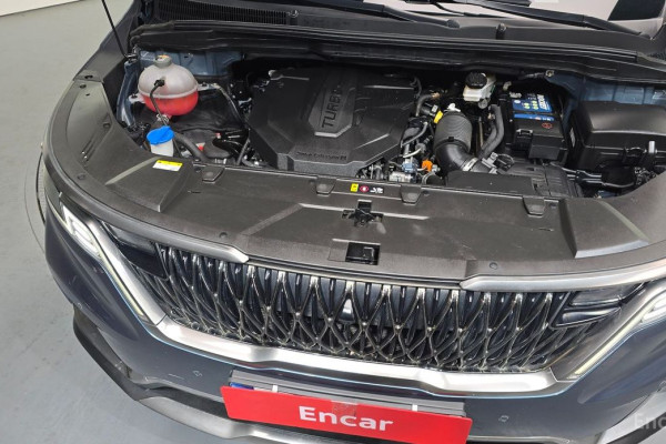 2023 Kia Carnival с пробегом 120 535 км