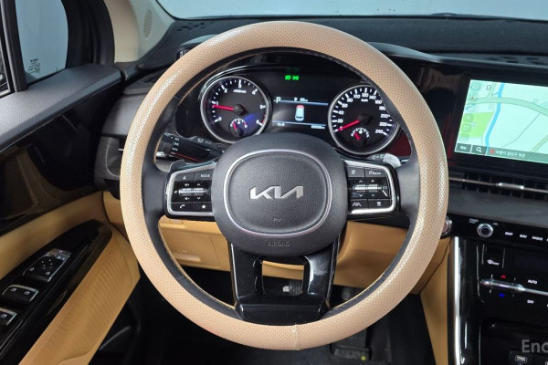 2023 Kia Carnival с пробегом 69 558 км