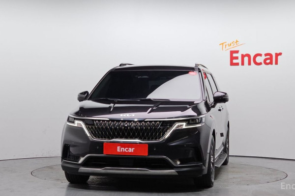 2023 Kia Carnival с пробегом 45 289 км