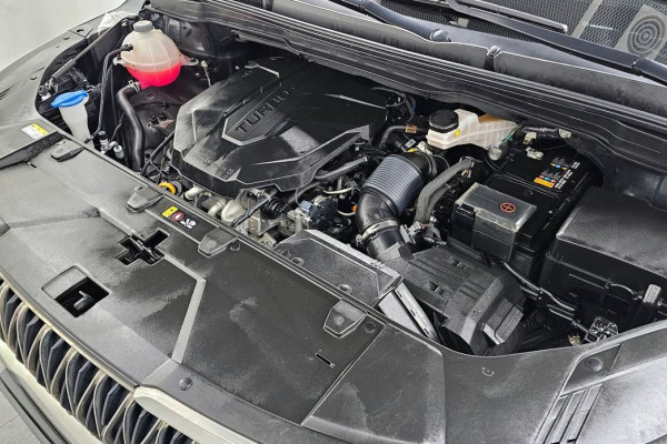 2023 Kia Carnival с пробегом 27 500 км