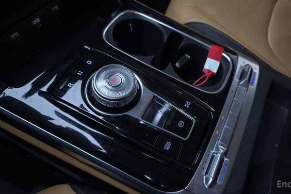 2023 Kia Carnival с пробегом 120 535 км