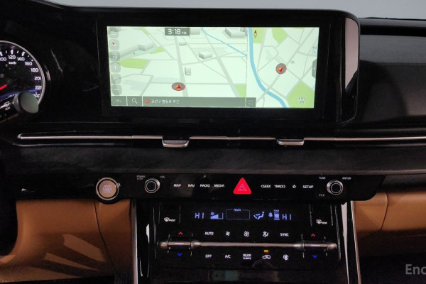 2023 Kia Carnival с пробегом 73 792 км