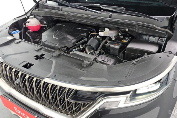 2023 Kia Carnival с пробегом 45 289 км