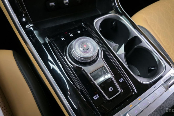 2023 Kia Carnival с пробегом 85 403 км