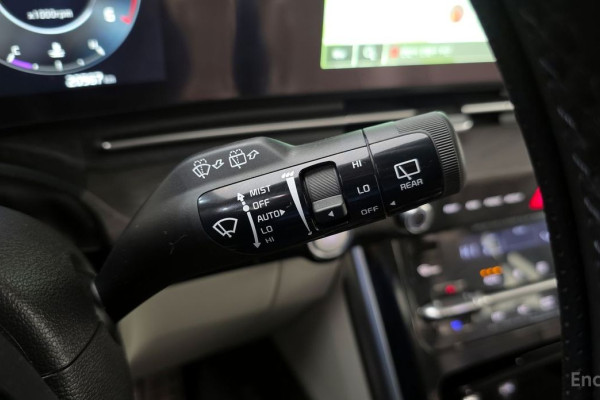 2023 Kia Carnival с пробегом 20 567 км