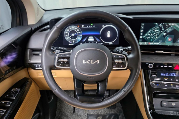 2023 Kia Carnival с пробегом 63 694 км