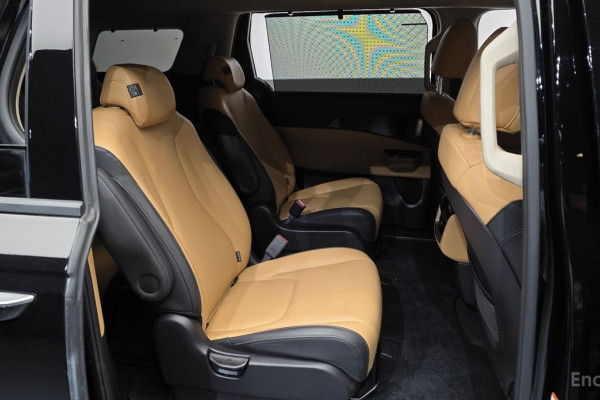 2022 Kia Carnival с пробегом 64 811 км