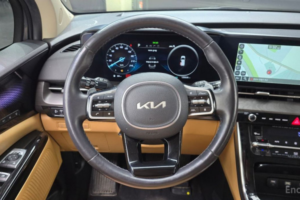 2023 Kia Carnival с пробегом 120 535 км