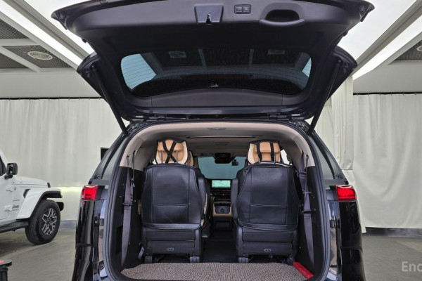 2023 Kia Carnival с пробегом 69 558 км