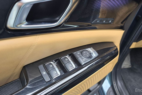 2023 Kia Carnival с пробегом 120 535 км