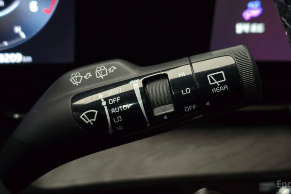 2022 Kia Carnival с пробегом 38 209 км