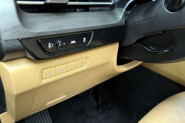 2023 Kia Carnival с пробегом 85 403 км