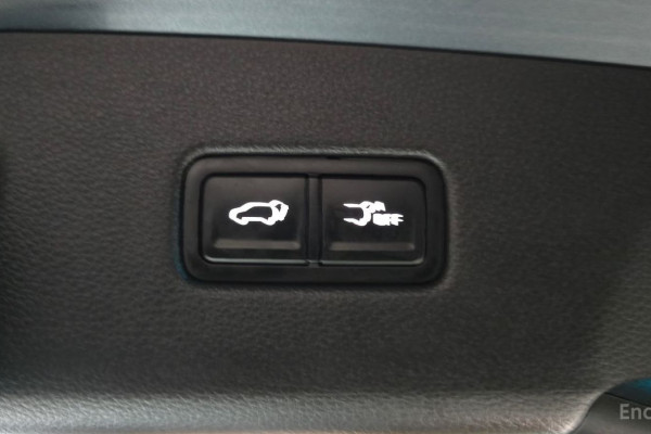 2022 Kia Carnival с пробегом 38 209 км