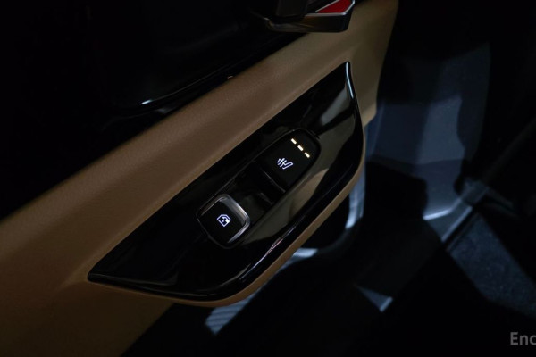 2022 Kia Carnival с пробегом 64 811 км