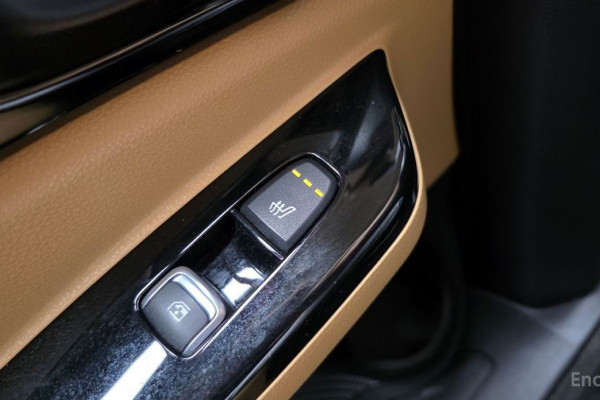 2023 Kia Carnival с пробегом 85 403 км