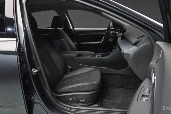 2025 Hyundai Sonata с пробегом 16 351 км