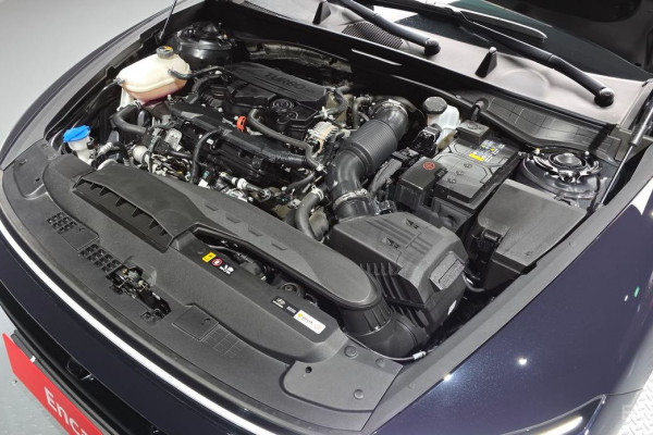 2025 Hyundai Sonata с пробегом 15 696 км