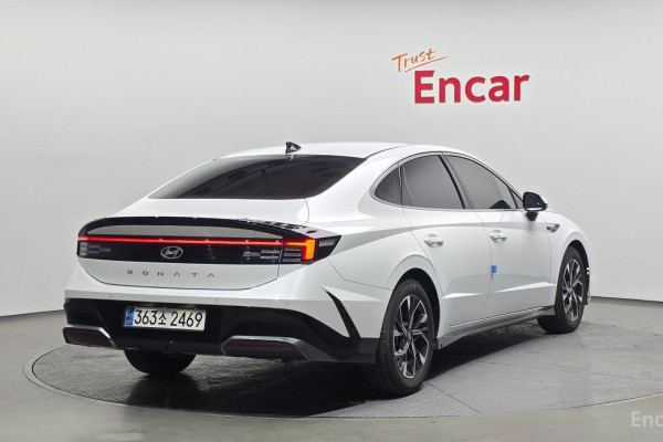 2023 Hyundai Sonata с пробегом 8 759 км