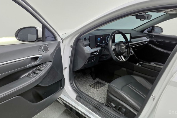 2023 Hyundai Sonata с пробегом 8 759 км