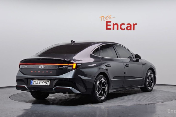 2023 Hyundai Sonata с пробегом 30 806 км