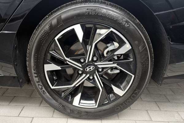 2023 Hyundai Sonata с пробегом 26 716 км