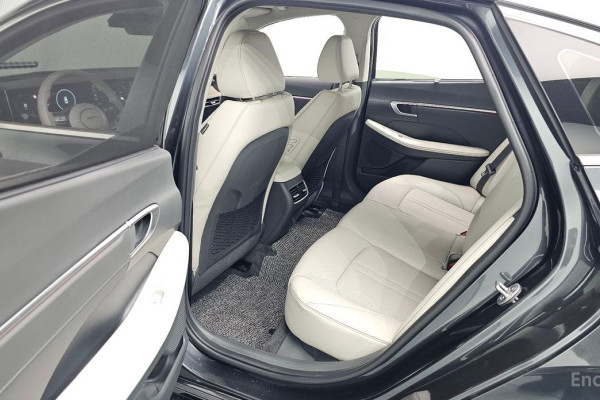 2023 Hyundai Sonata с пробегом 30 806 км