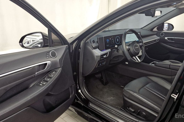 2023 Hyundai Sonata с пробегом 26 716 км