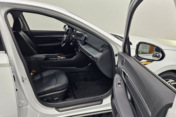 2025 Hyundai Sonata с пробегом 3 567 км