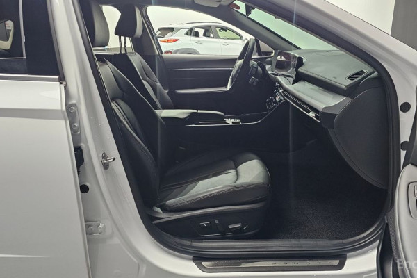 2025 Hyundai Sonata с пробегом 8 147 км