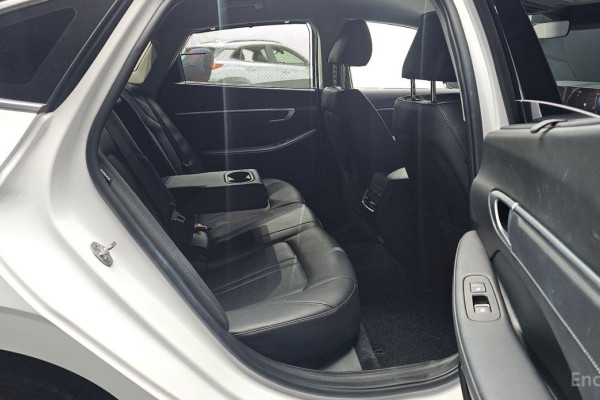 2025 Hyundai Sonata с пробегом 8 147 км