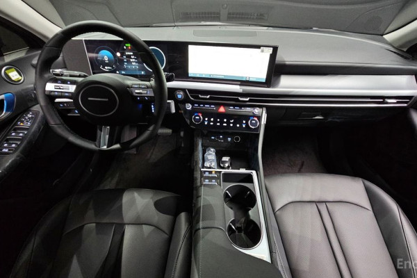 2025 Hyundai Sonata с пробегом 114 км