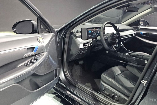 2025 Hyundai Sonata с пробегом 114 км