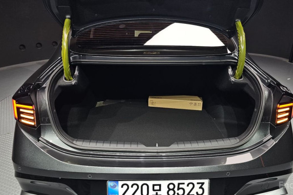 2025 Hyundai Sonata с пробегом 114 км