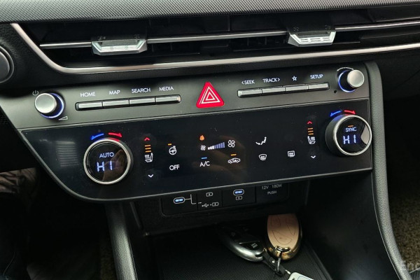 2023 Hyundai Sonata с пробегом 10 389 км