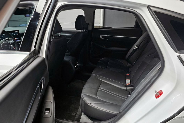 2023 Hyundai Sonata с пробегом 16 929 км