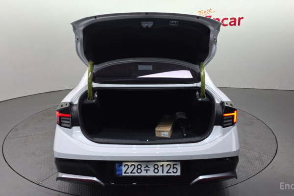 2025 Hyundai Sonata с пробегом 9 079 км