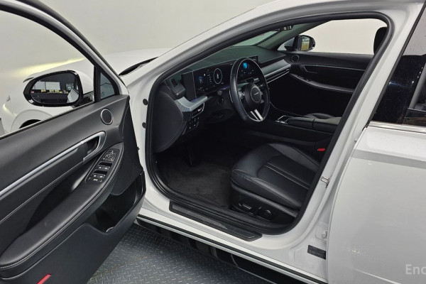 2024 Hyundai Sonata с пробегом 10 032 км