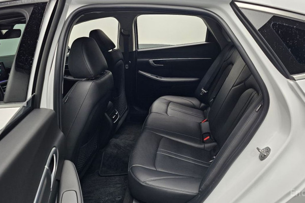 2024 Hyundai Sonata с пробегом 10 032 км