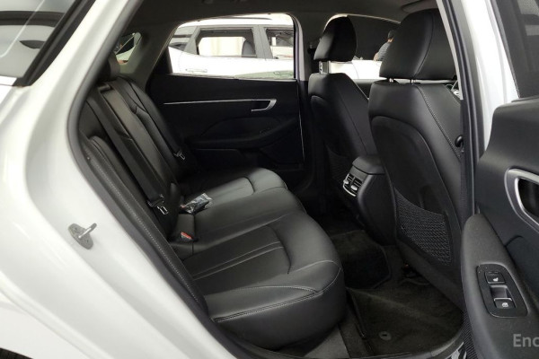 2024 Hyundai Sonata с пробегом 8 044 км