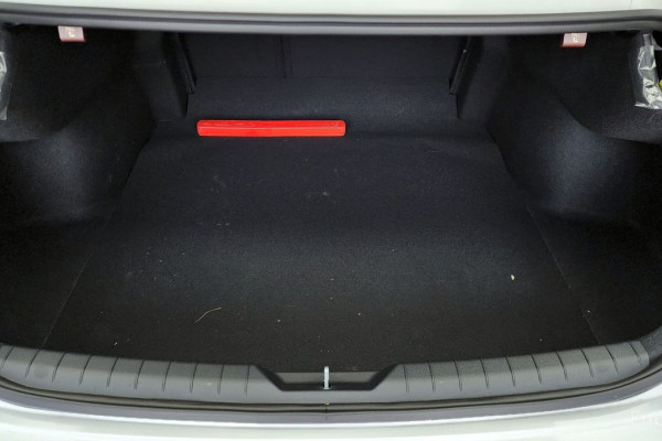 2024 Hyundai Sonata с пробегом 8 044 км