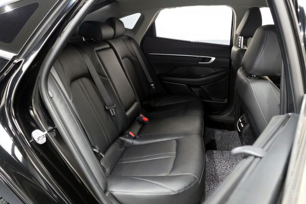 2024 Hyundai Sonata с пробегом 10 649 км