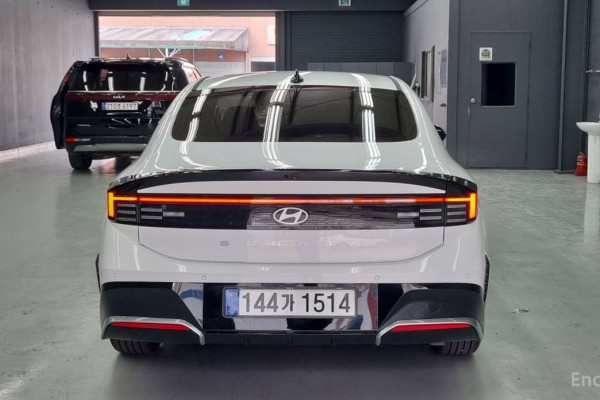 2025 Hyundai Sonata с пробегом 1 917 км