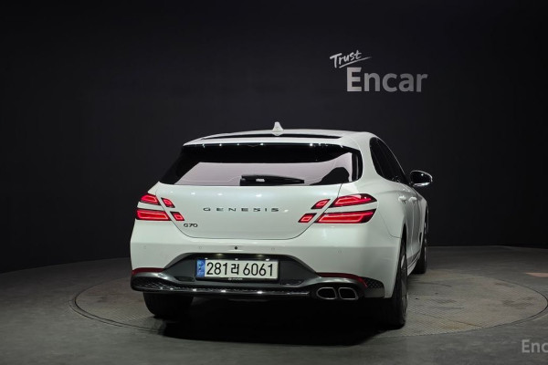 2022 Genesis G70 с пробегом 39 073 км