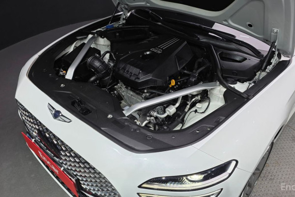 2022 Genesis G70 с пробегом 39 073 км