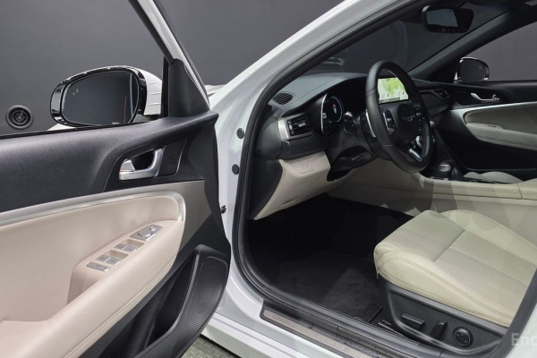 2022 Genesis G70 с пробегом 39 073 км