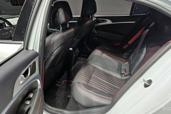 2022 Genesis G70 с пробегом 89 162 км