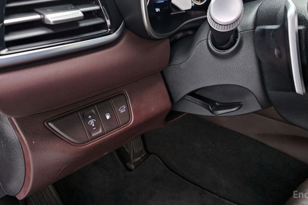 2023 Genesis G70 с пробегом 30 382 км