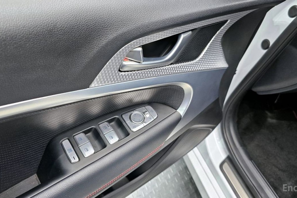 2022 Genesis G70 с пробегом 89 162 км